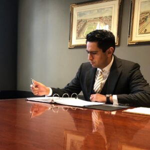 Javier Martinez es uno de los mejores abogados criminalistas en Texas. 